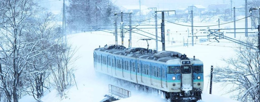 Myoko train transport